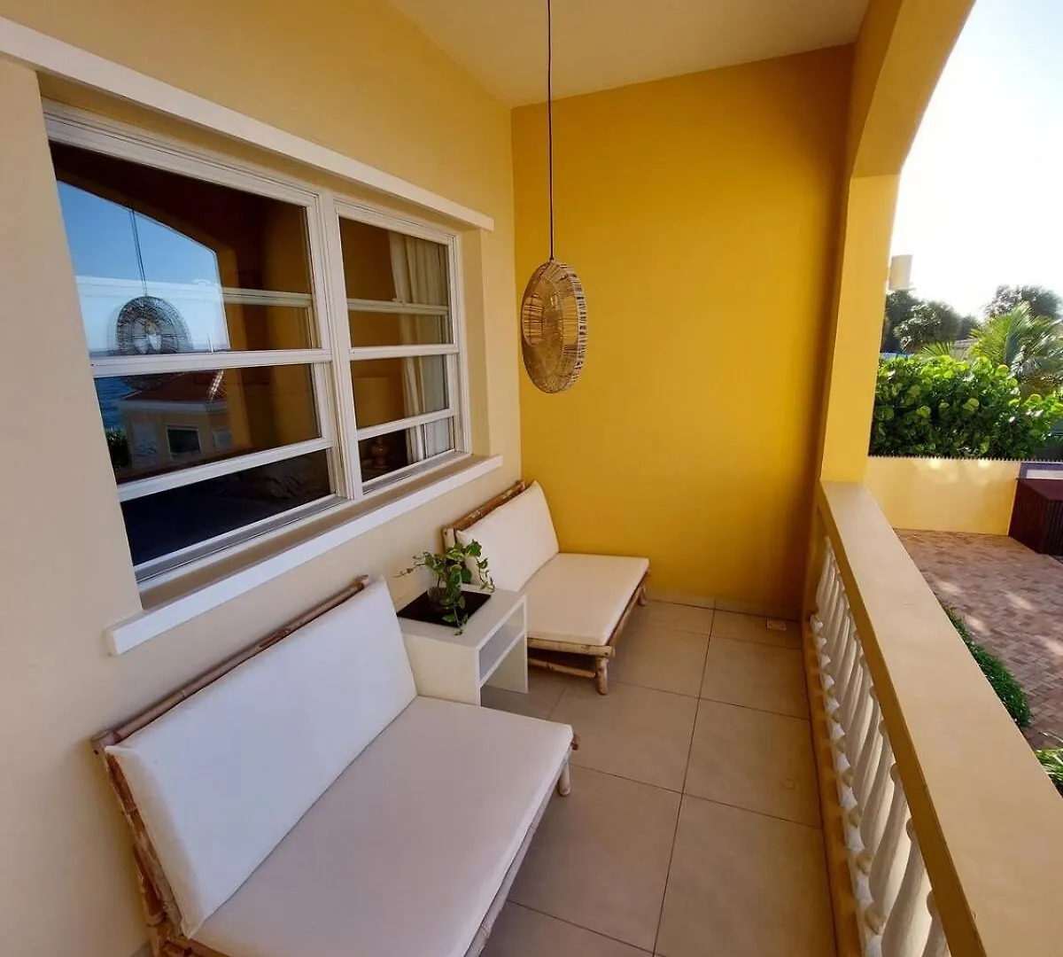 Beach House The Strand Willemstad 0*,  Curacao